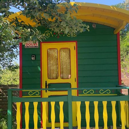 فيلا La Roulotte De Moulin Rouge Audelange المظهر الخارجي الصورة