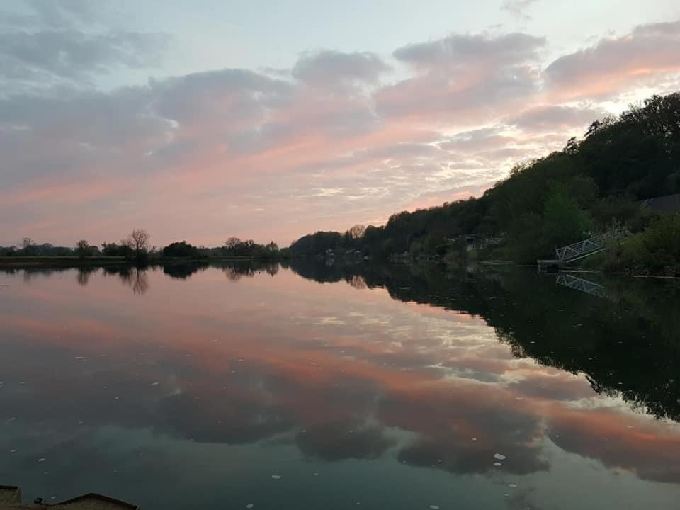 فيلا La Roulotte De Moulin Rouge Audelange المظهر الخارجي الصورة